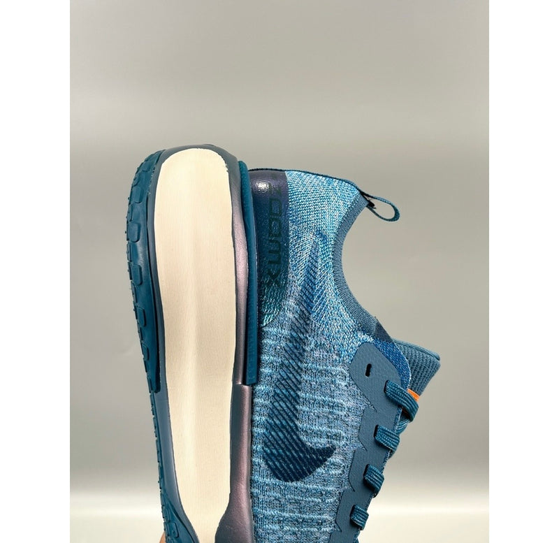 Tênis Nike ZOOM X Invincible Run 3 Flyknit